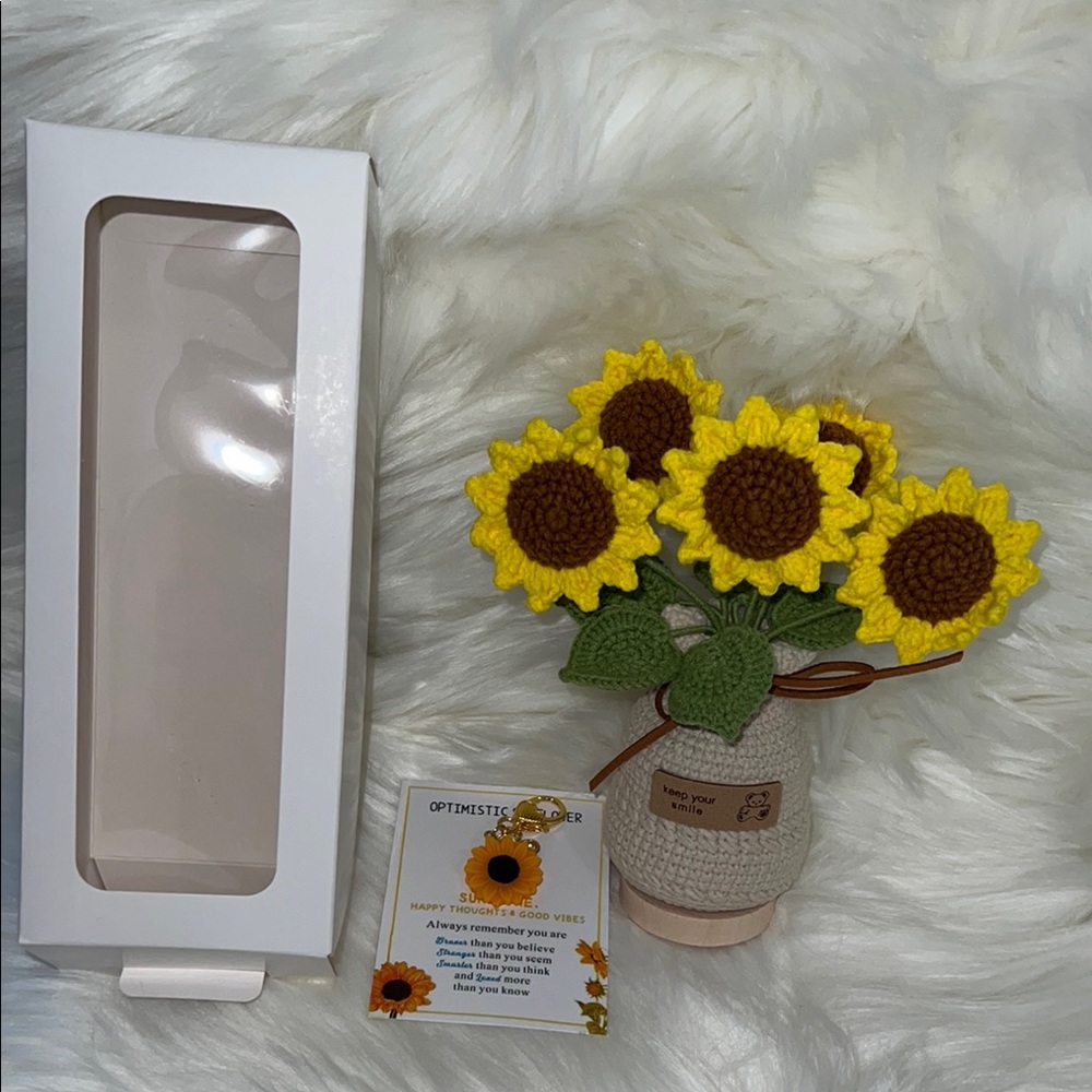 Sunflower crochet handmade with keychain and gift box